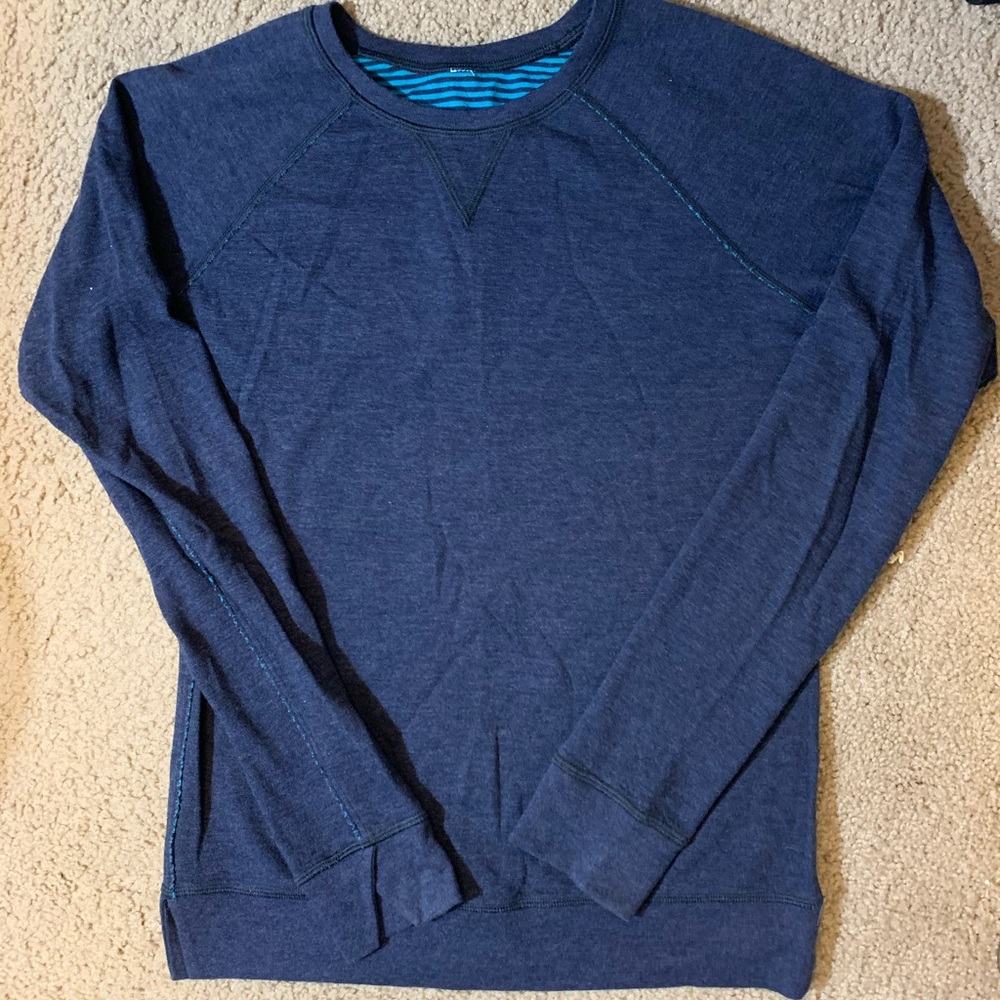 Lululemon light crew neck sweatshirt